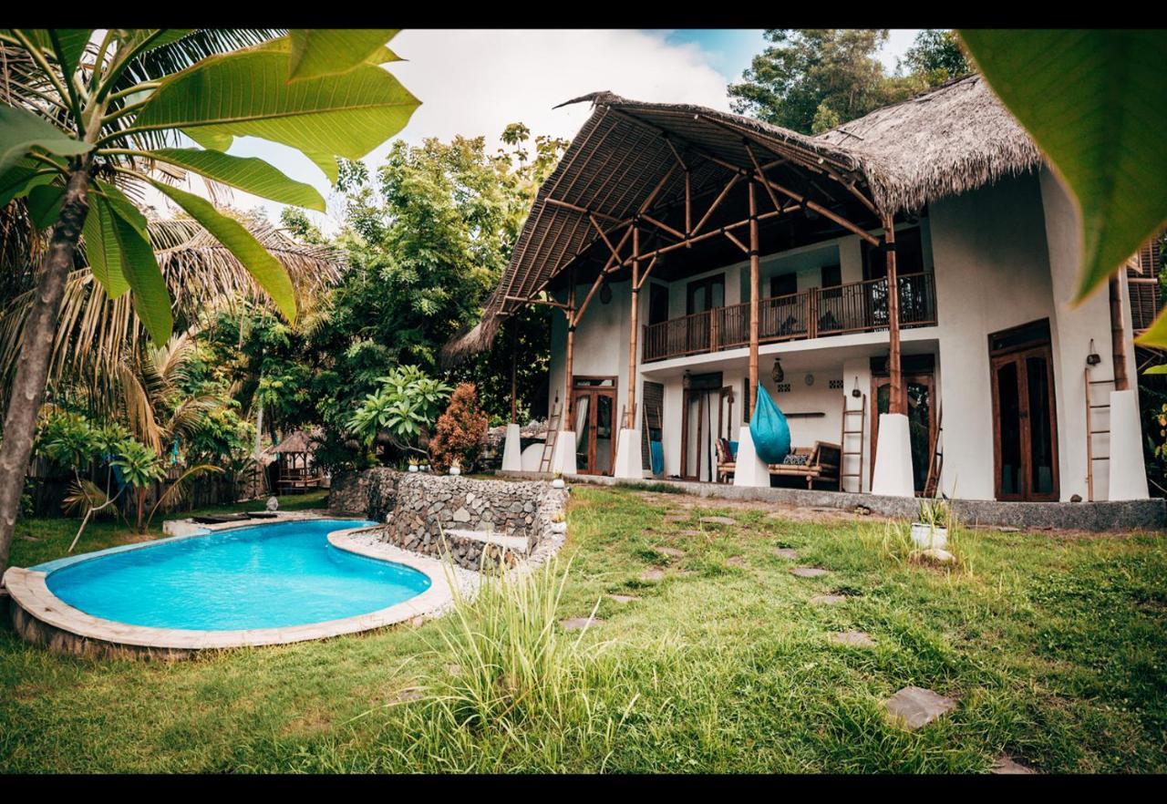 Batu Bambu Hotell Kuta  Exteriör bild